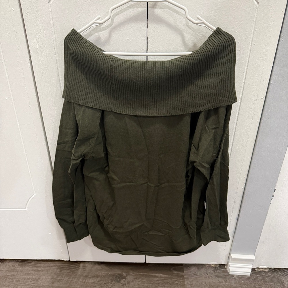 Michael Kors Green Off The Shoulder Sweater - Picture 2 of 8